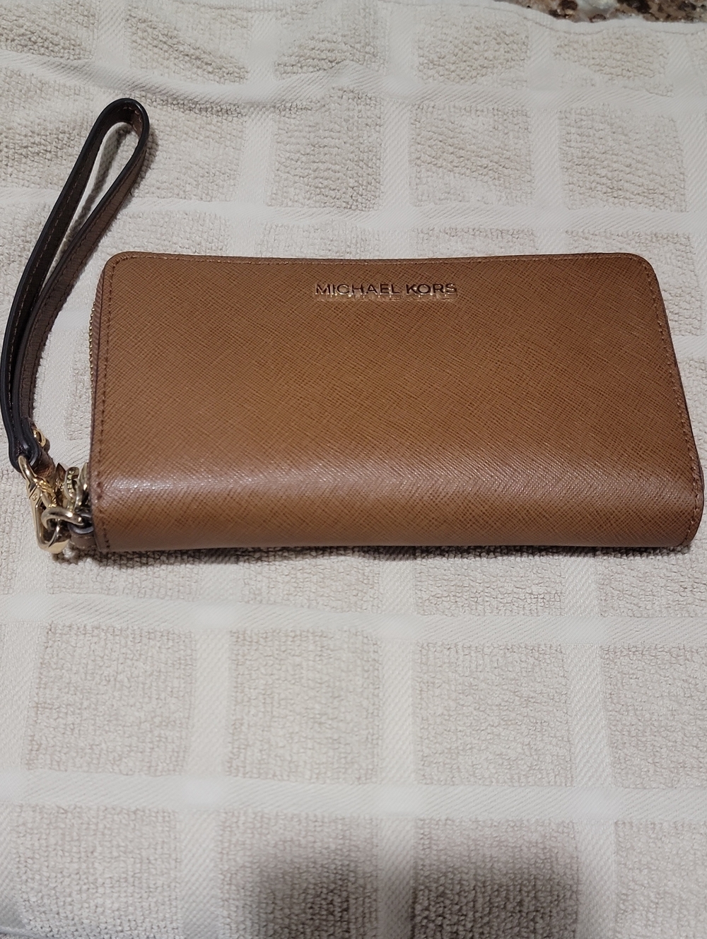 Michael Kors Wristlet